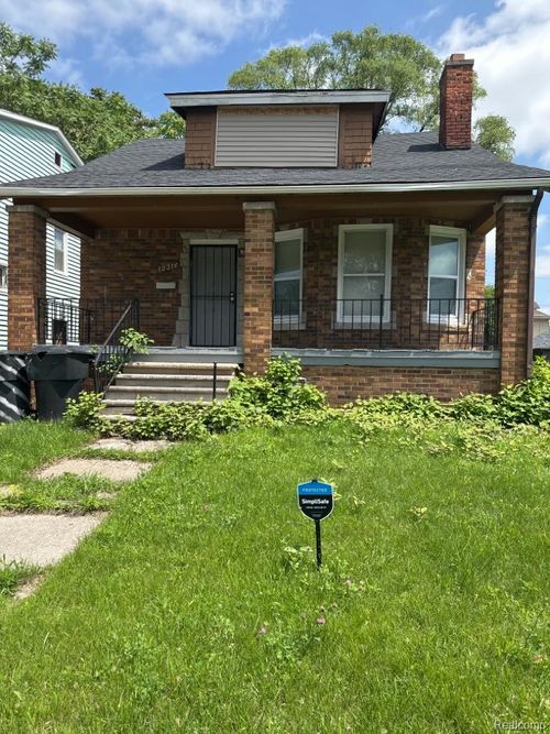 12316 Northlawn St, Detroit, MI, 48204-1020 | Card Image