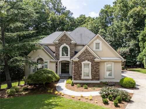 140 Old Sandhurst Lndg, Alpharetta, GA, 30022-5823 | Card Image