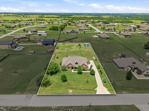 140 Heather Ln, Decatur, TX, 76234-6874 | Card Image