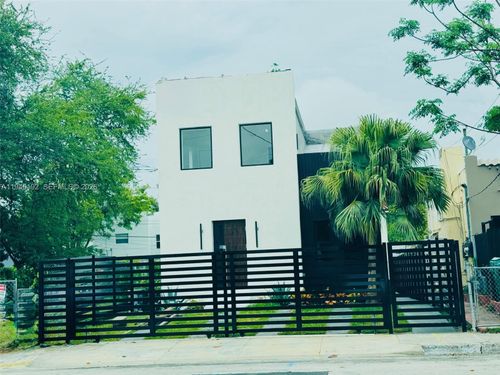 905 Sw 13th Ct, Miami, FL, 33135-5462 | Card Image