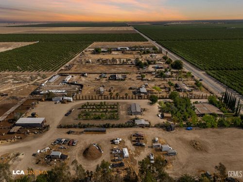 12867 Wildwood Rd, Wasco, CA, 93280-9516 | Card Image