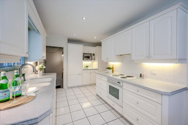 46 Gilmour Cres, House other with 3 bedrooms, 2 bathrooms and 3 parking in Kitchener ON | Image 13