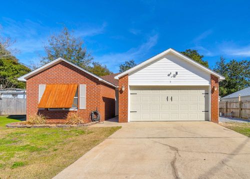 7 Snook Rd, Mary Esther, FL, 32569-2126 | Card Image