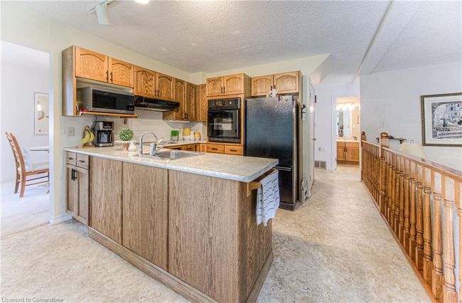 422 Forestlawn Rd, House other with 3 bedrooms, 3 bathrooms and 6 parking in Waterloo ON | Image 17