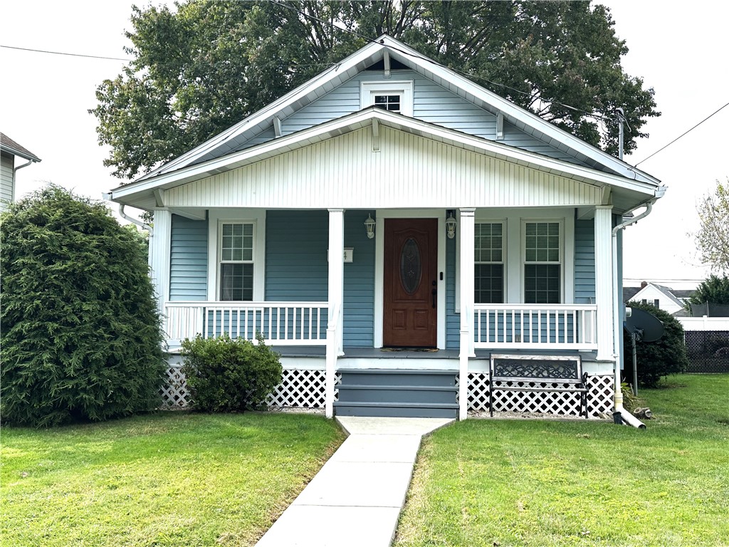 Earl Ave, New Kensington, PA 15068