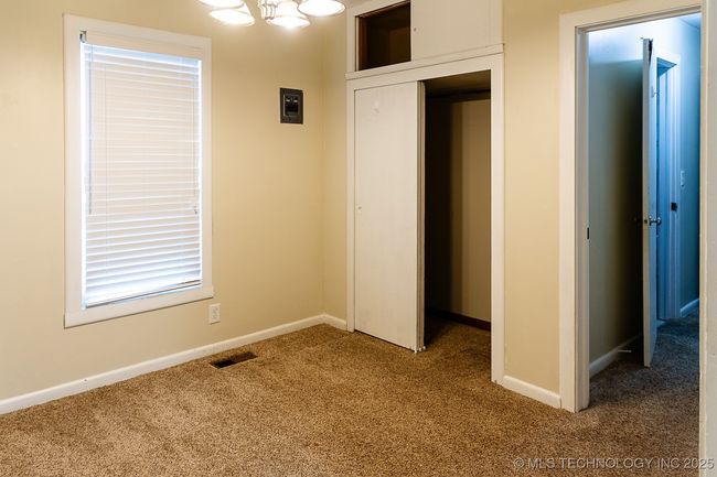 28360 Arbeka Rd, House other with 2 bedrooms, 1 bathrooms and null parking in Henryetta OK | Image 7