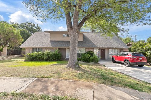 3500 Lakefield St, San Antonio, TX, 78230-2407 | Card Image