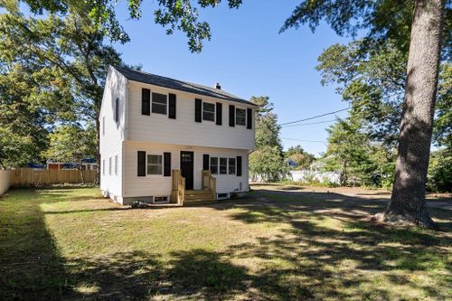 22 Cedar Dr, Carver, MA, 02330-1365 | Card Image
