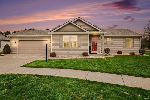 1107 Park Meadows Dr, Goshen, IN, 46526-6705 | Card Image