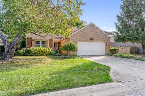 1153 Wells St, Valparaiso, IN, 46385 | Card Image