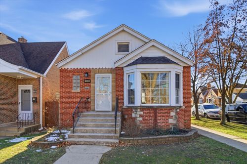 6659 W Foster Ave, Chicago, IL, 60656-2150 | Card Image