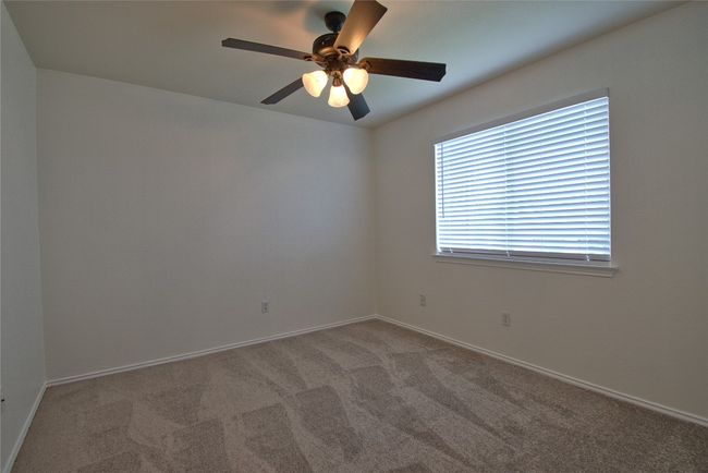 115 Remington Dr, House other with 4 bedrooms, 3 bathrooms and 4 parking in Kyle TX | Image 24