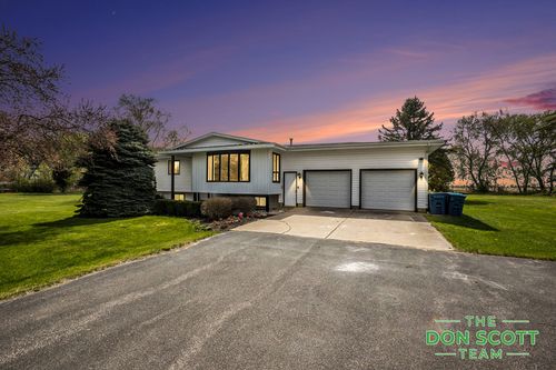 12925 Harrisburg Rd, Ravenna, MI, 49451-9702 | Card Image