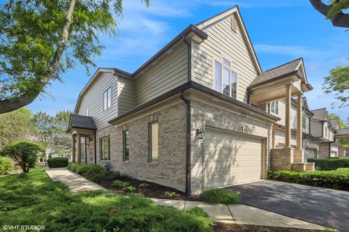 122 Santa Fe Ln, Willow Springs, IL, 60480-1199 | Card Image