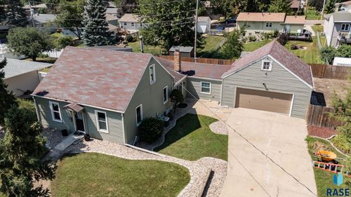 2801 S West Ave Avenue, Sioux Falls, SD, 57105 | Card Image