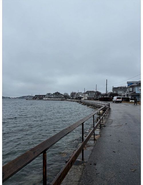 apt-303-1 A St, Hull, MA, 02045-1951 | Card Image