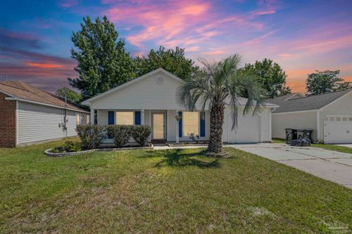 2462 Redoubt Ave, Pensacola, FL, 32507-2770 | Card Image