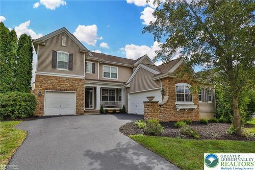 2733 Meadow Lane Dr, EASTON, PA, 18040-1251 | Card Image