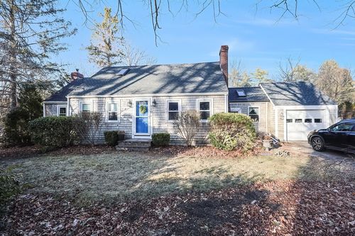 110 Acushnet Rd, Mattapoisett, MA, 02739-1221 | Card Image
