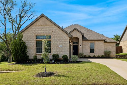 1010 Silver Oak Dr, Mansfield, TX, 76063-4767 | Card Image