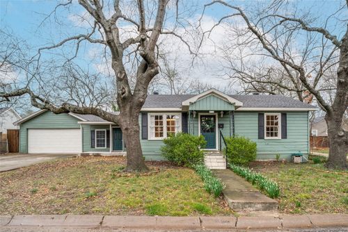 412 Oak St, Mckinney, TX, 75069-3755 | Card Image
