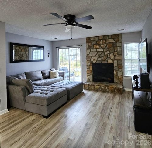 8291 Golf Ridge Dr, Charlotte, NC, 28277-8867 | Card Image