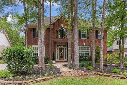 39 N Greenvine Cir, The Woodlands, TX, 77382-1671 | Card Image