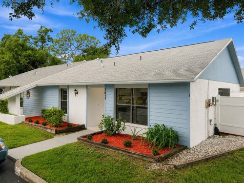 2044 Sheffield Ct, Oldsmar, FL, 34677-2552 | Card Image