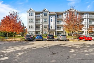 202 - 426 John Mahar Hwy, Condo with 1 bedrooms, 1 bathrooms and 2 parking in Braintree MA | Image 2