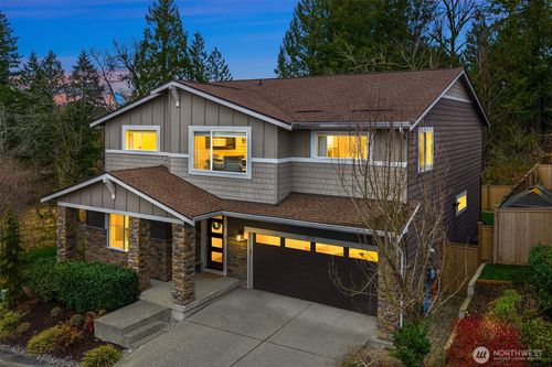 4938 233rd Ave Se, Issaquah, WA, 98029-6277 | Card Image