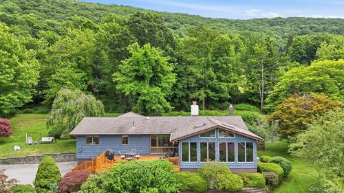 6 Horizon Rd, Cornwall, NY, 12518-1817 | Card Image