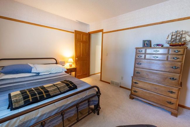 302 9 Th St N, House other with 3 bedrooms, 2 bathrooms and null parking in Kerkhoven MN | Image 20