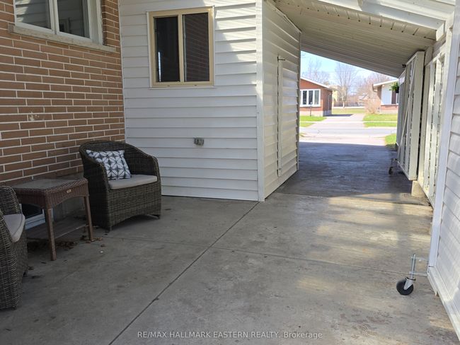 743 Barbara Cres, House other with 2 bedrooms, 2 bathrooms and 2 parking in Peterborough ON | Image 33