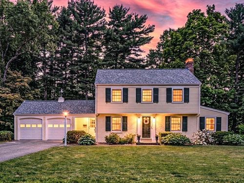 42 Birchtree Dr, Westwood, MA, 02090 | Card Image