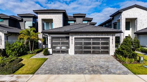 3011 Kensington Ave, Davenport, FL, 33837-1834 | Card Image