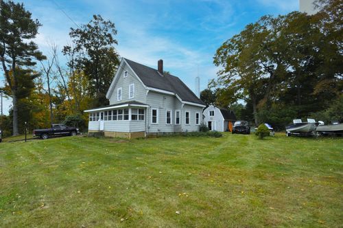 723 Plymouth St, East Bridgewater, MA, 02333 | Card Image