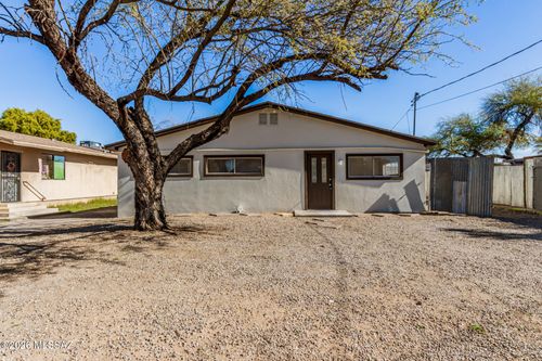 1304 N Catalina Ave, Tucson, AZ, 85712-3916 | Card Image
