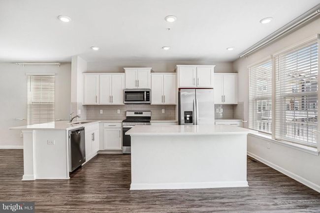 7037 Freedom Way, Townhouse with 3 bedrooms, 3 bathrooms and null parking in FREDERICK MD | Image 12