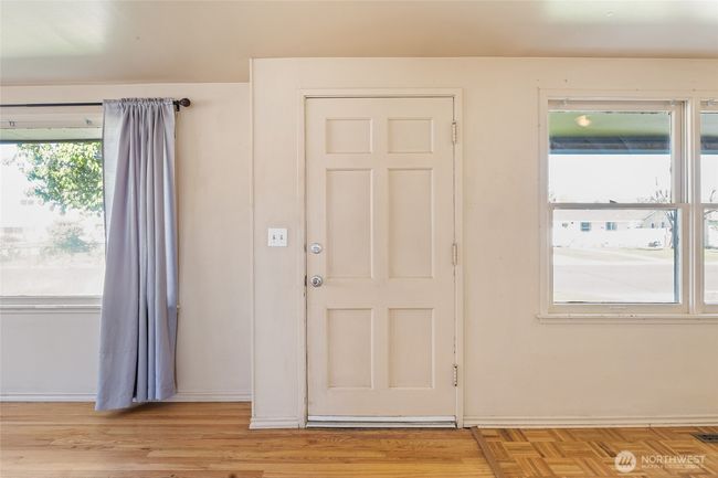 129 G St Se, House other with 4 bedrooms, 2 bathrooms and null parking in Ephrata WA | Image 6