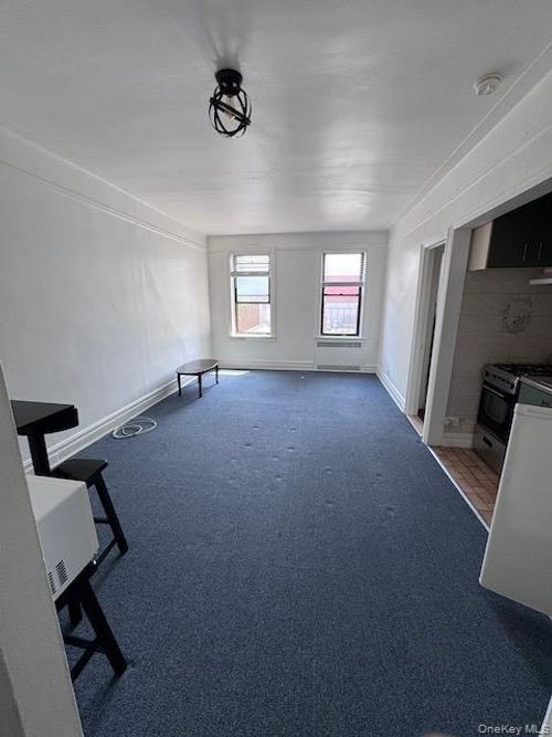 apt-d4-35 81st St, Jackson Heights, NY, 11372-5006 | Card Image
