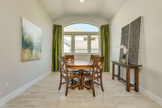 Dining area off of kitchen | Image 14