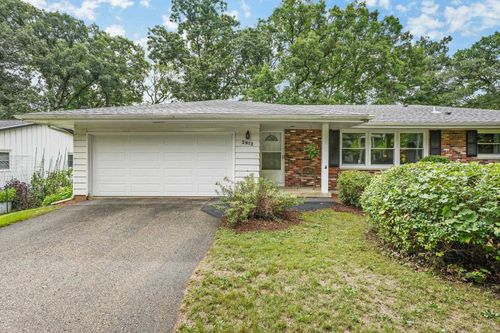 2913 Post Road, MADISON, WI, 53713 | Card Image