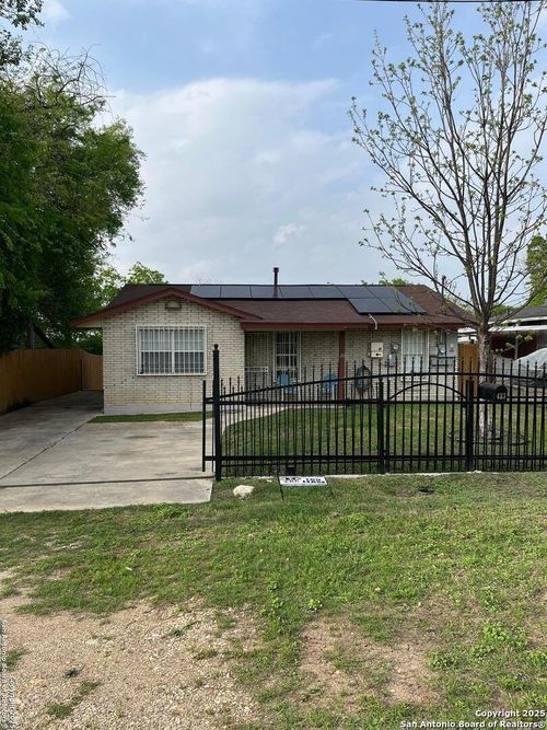 433 Dora St, San Antonio, TX, 78212-1433 | Card Image