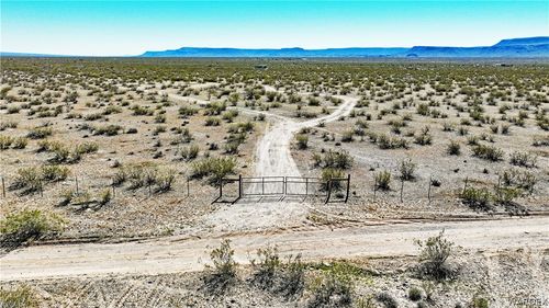 10 Acres W Geronimo Drive, Golden Valley, AZ, 86413 | Card Image