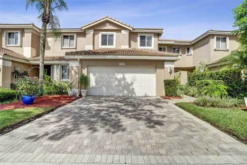 1046 Sw 158th Way, Pembroke Pines, FL, 33027-2251 | Card Image