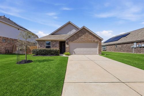 7020 Terra Ln, Manvel, TX, 77578-2746 | Card Image
