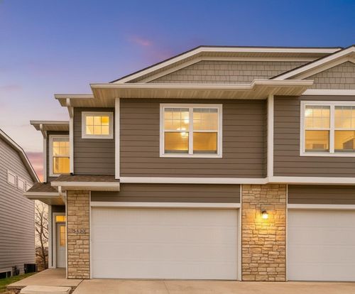 5430 154th Ct, Urbandale, IA, 50323-1211 | Card Image
