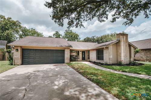 505 Bramble Bush Ln, Victoria, TX, 77904-2362 | Card Image
