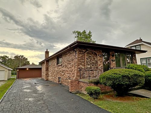 429 E 164th Pl, South Holland, IL, 60473-2206 | Card Image
