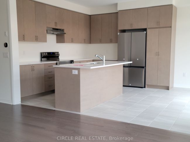429 Robert Woolner St, House other with 4 bedrooms, 3 bathrooms and 2 parking in Ayr ON | Image 6